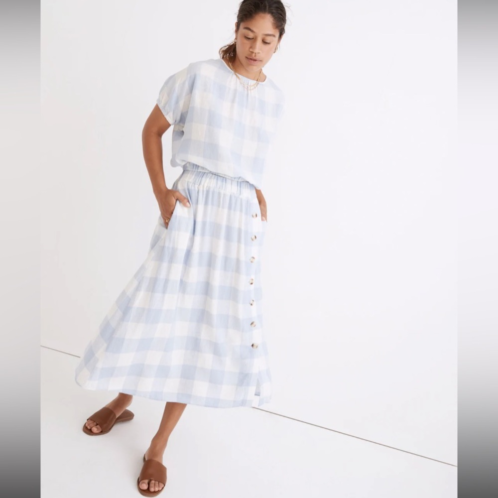 Linen-Blend bubble top and side button modi’s skirt in Gingham Check SET